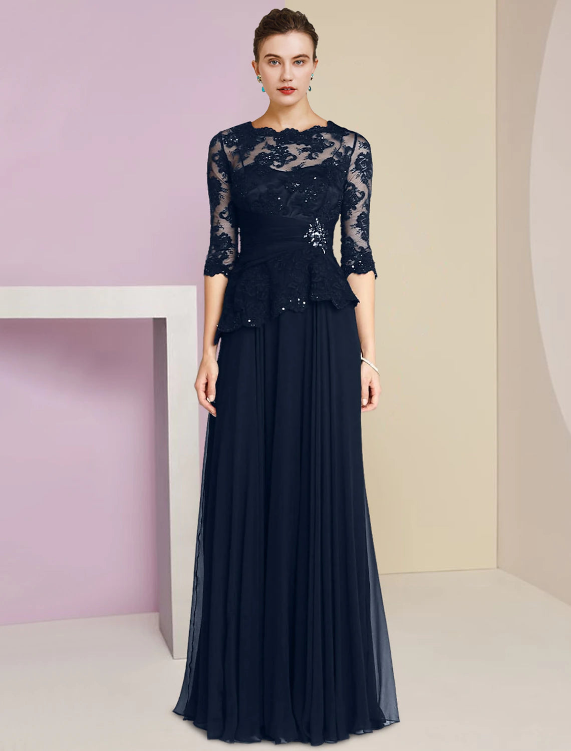 A-Line Mother of the Bride Dress Formal Wedding Guest Elegant Scoop Neck Floor Length Chiffon Lace Half Sleeve with Pleats Appliques Crystal Brooch