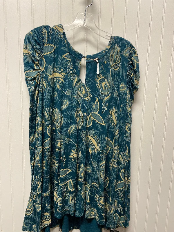 Dress Casual Short By Free People In Teal, Size: Xs