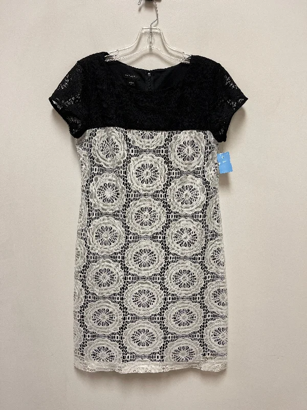 Dress Casual Short By Metaphor In Black & White, Size: M