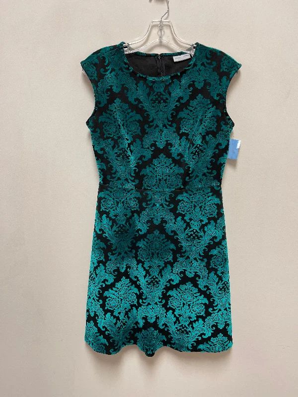 Dress Casual Short By New York And Co In Black & Green, Size: S