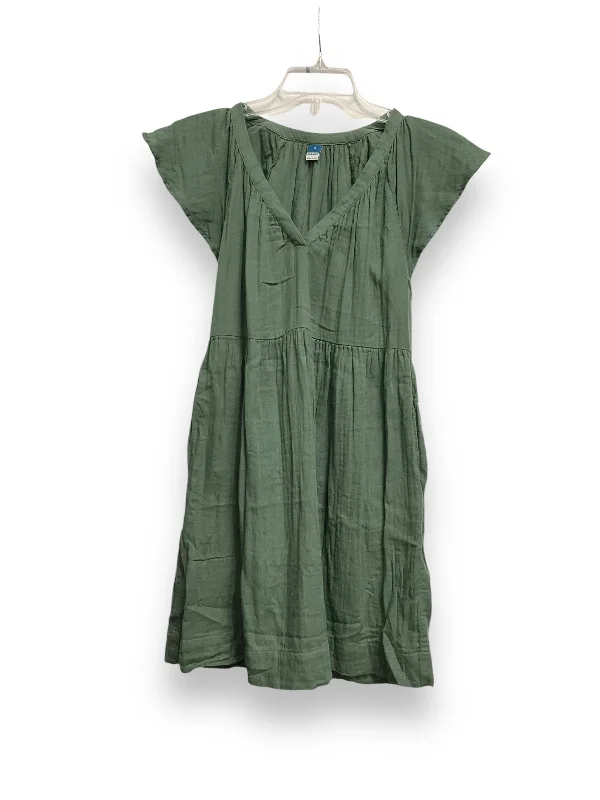 Dress Casual Short By Old Navy In Green, Size: S