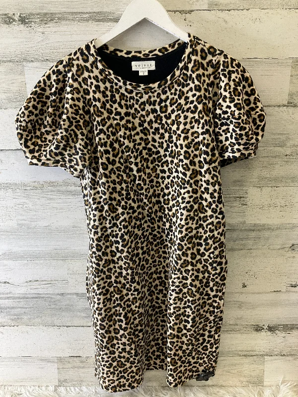 Dress Casual Short By Velvet By Graham & Spencer In Animal Print, Size: S