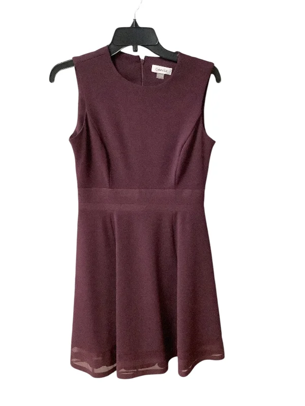 Dress Party Short By Calvin Klein In Maroon, Size: 6