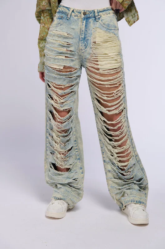 OVER IT DISTRESSED HIGH RISE JEANS